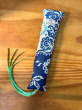 Cat Kicker Toy: Delft Dasher